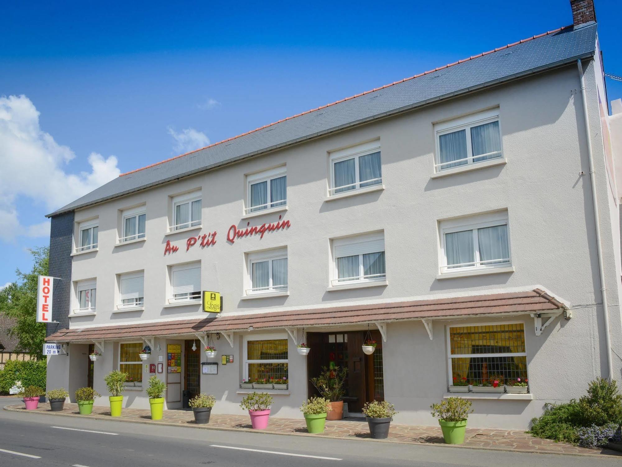 Hotel Au P'Tit Quinquin Le Val-Saint-Père Exterior foto